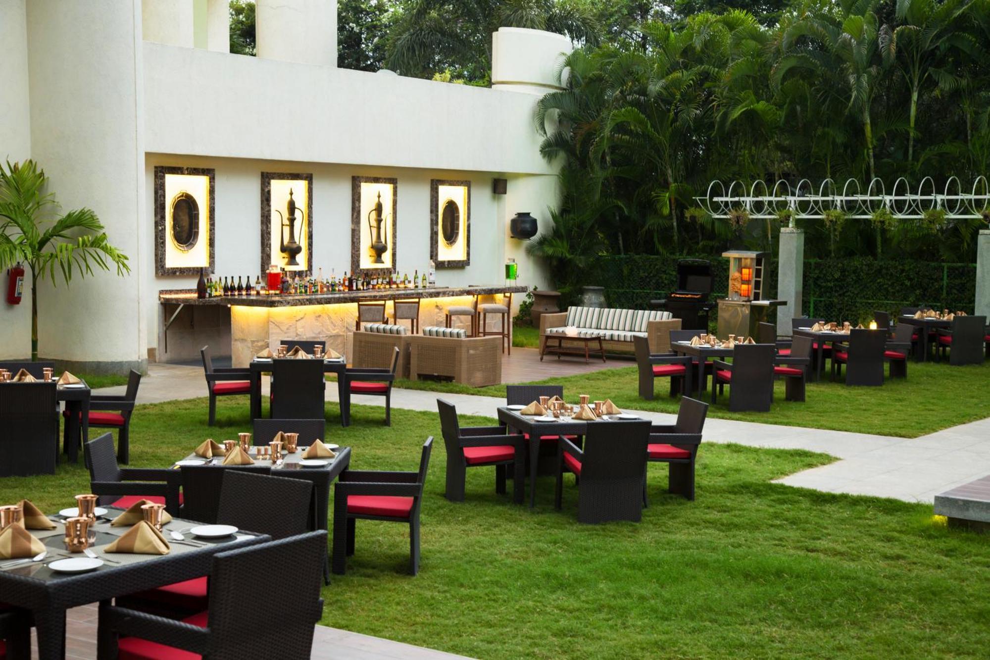 Ellaa Hotel Gachibowli Hyderabad Ngoại thất bức ảnh