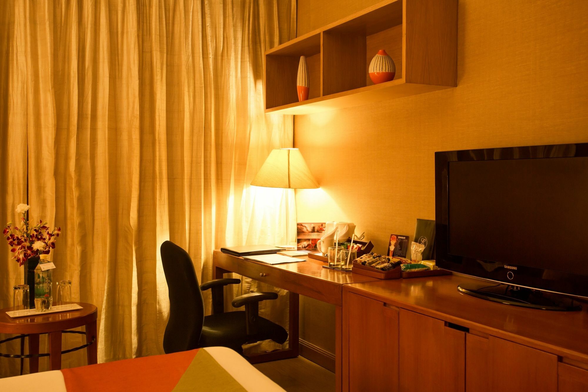Ellaa Hotel Gachibowli Hyderabad Ngoại thất bức ảnh