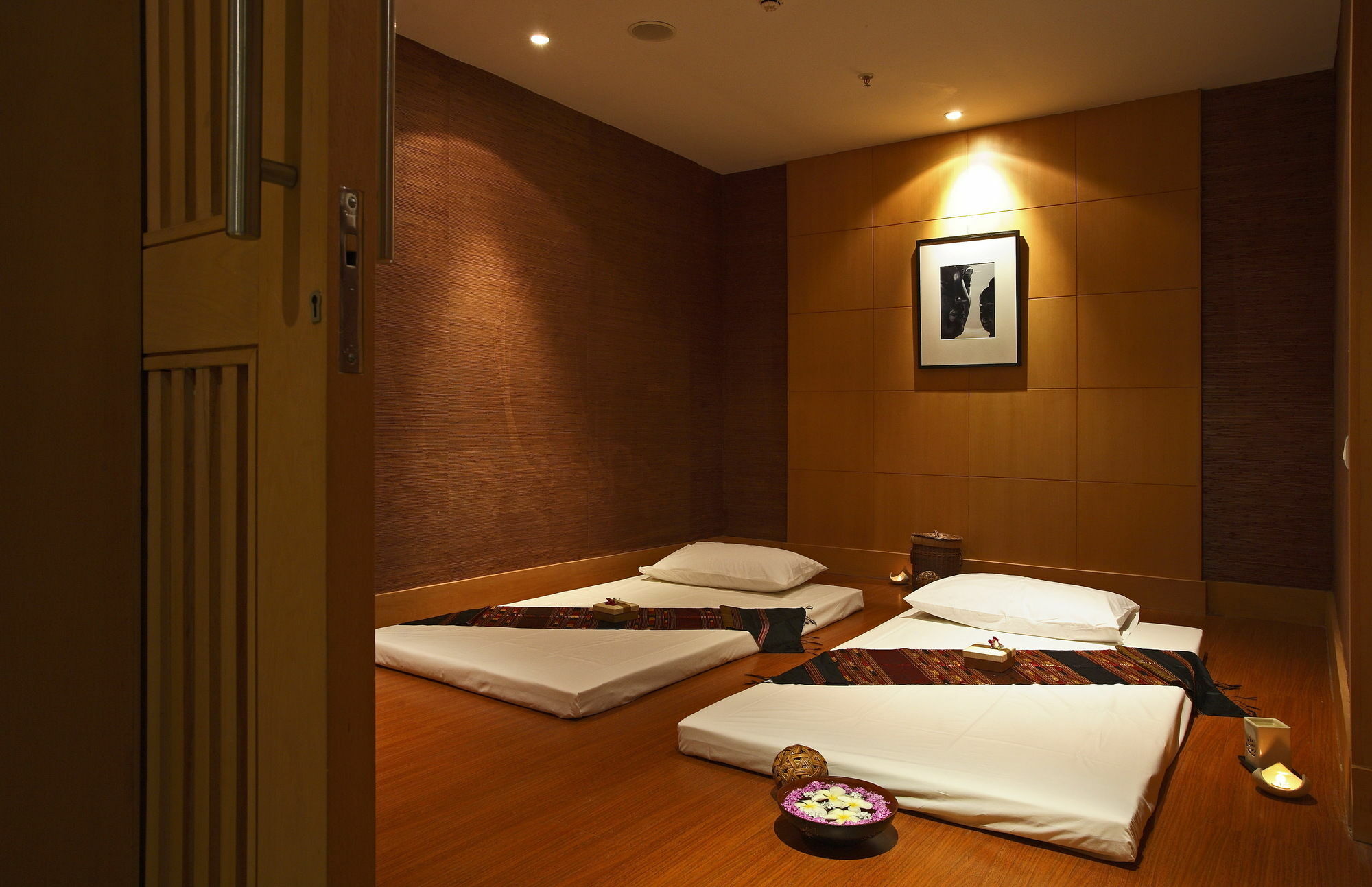 Ellaa Hotel Gachibowli Hyderabad Ngoại thất bức ảnh