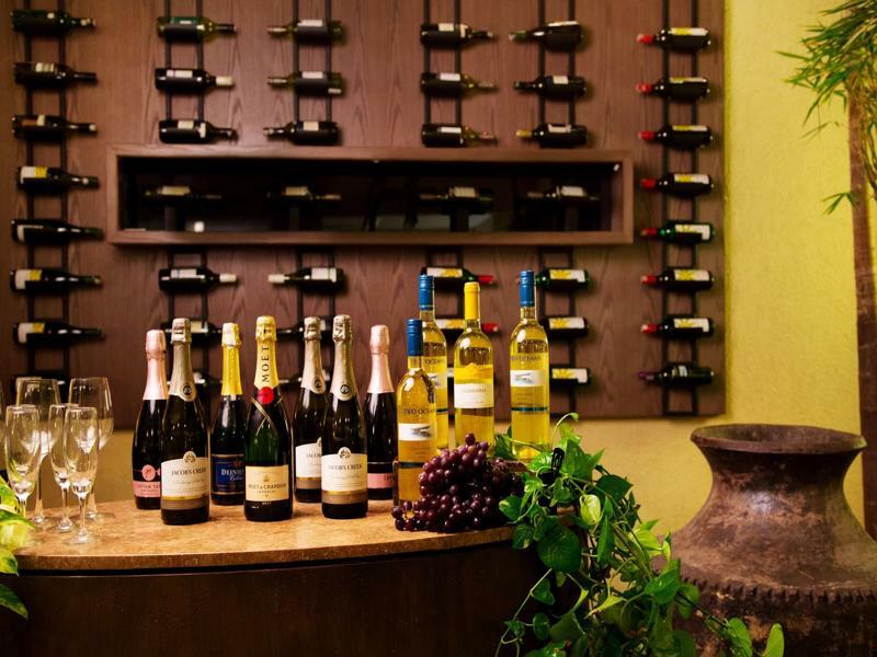 Ellaa Hotel Gachibowli Hyderabad Ngoại thất bức ảnh