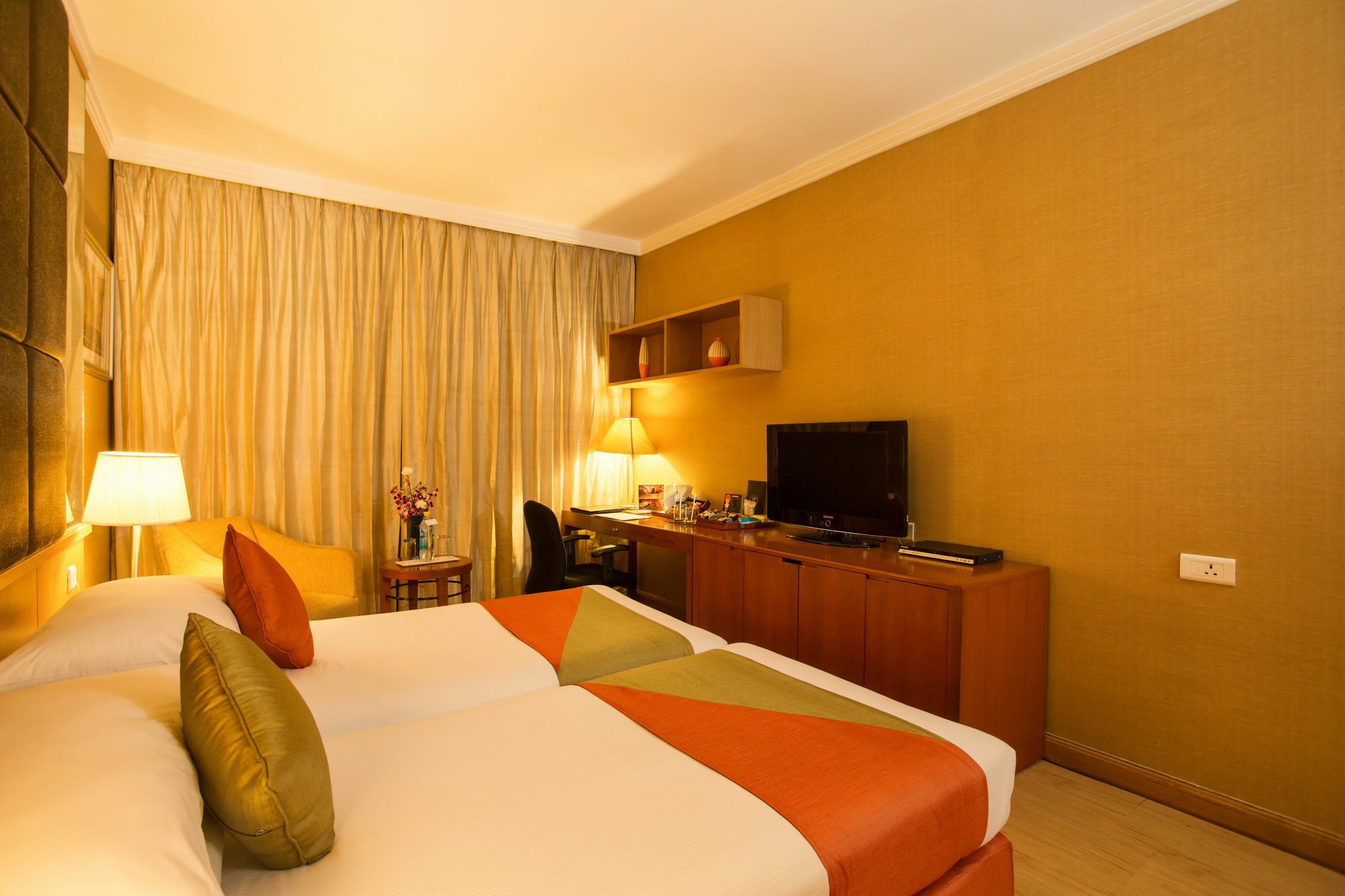 Ellaa Hotel Gachibowli Hyderabad Ngoại thất bức ảnh